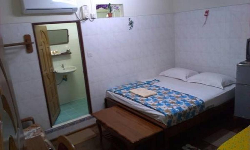 Chan Myae Guesthouse Yangon Phòng bức ảnh