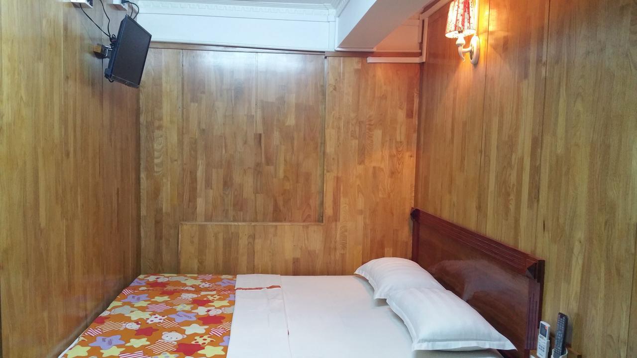 Chan Myae Guesthouse Yangon Ngoại thất bức ảnh