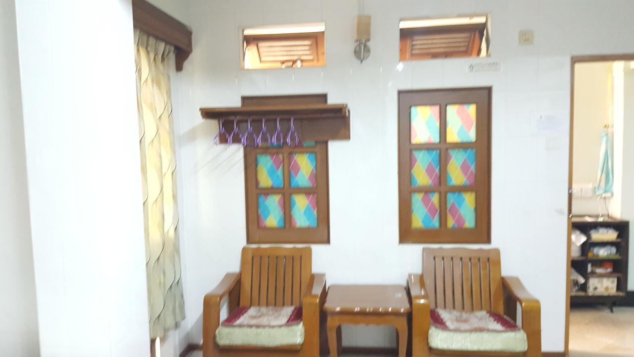 Chan Myae Guesthouse Yangon Ngoại thất bức ảnh