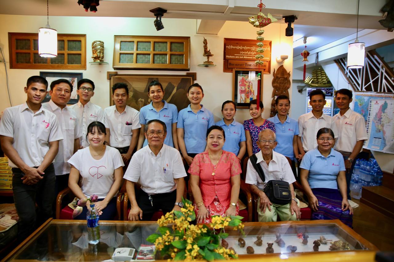 Chan Myae Guesthouse Yangon Ngoại thất bức ảnh