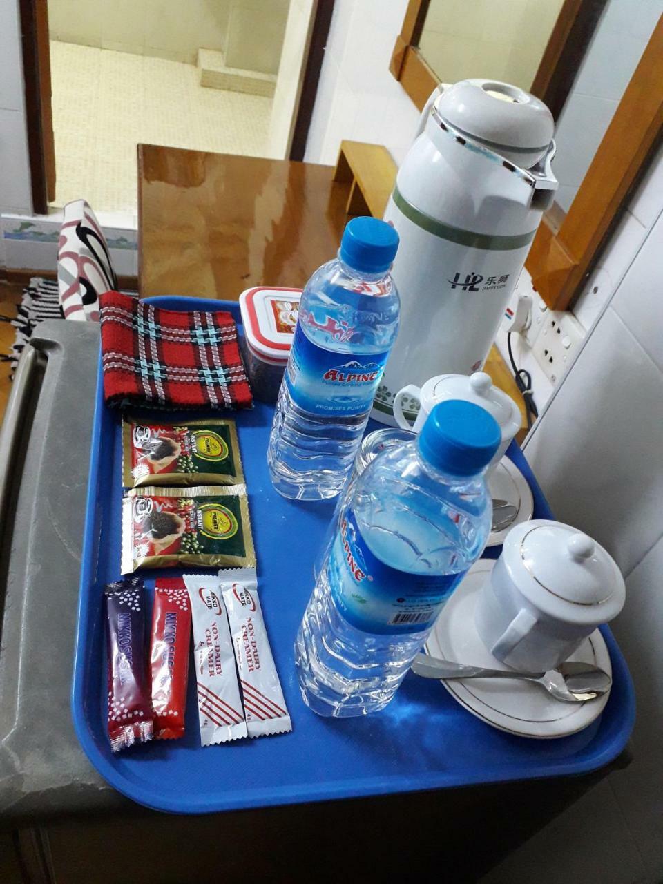 Chan Myae Guesthouse Yangon Ngoại thất bức ảnh